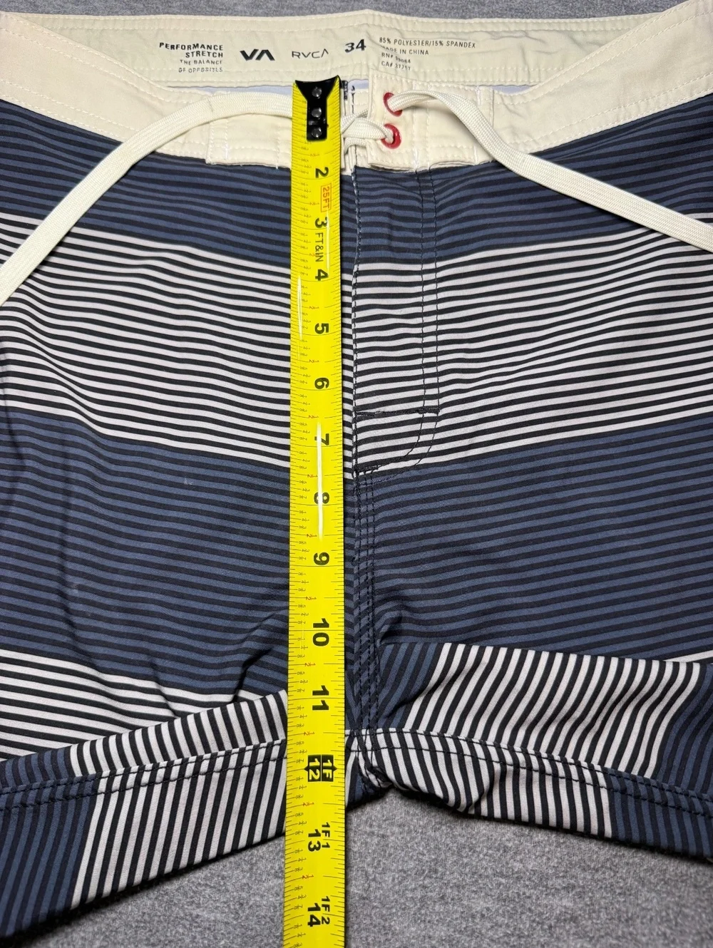 RVCA VA Men’s Size 34 Performance Stretch Board Shorts Blue White Striped Surf
